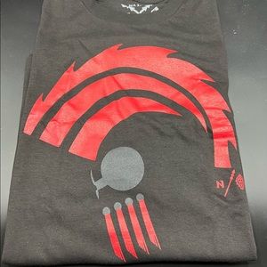 MENS NA KOA IKAIKA HELMET SHIRT